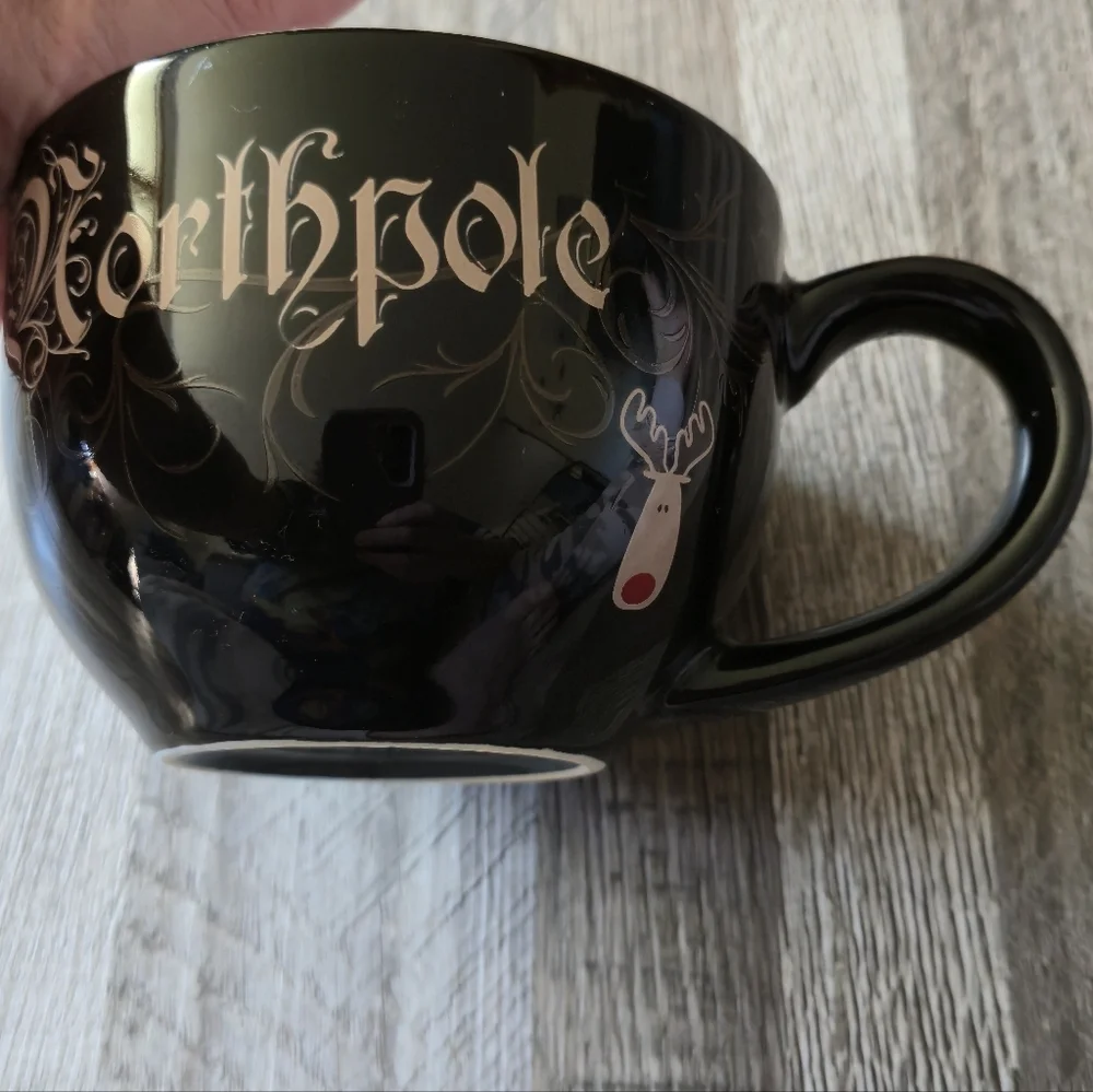 La Senza Northpole Black Reindeer Mug Gold Script Rudolph Oversized - Picture 6 of 6